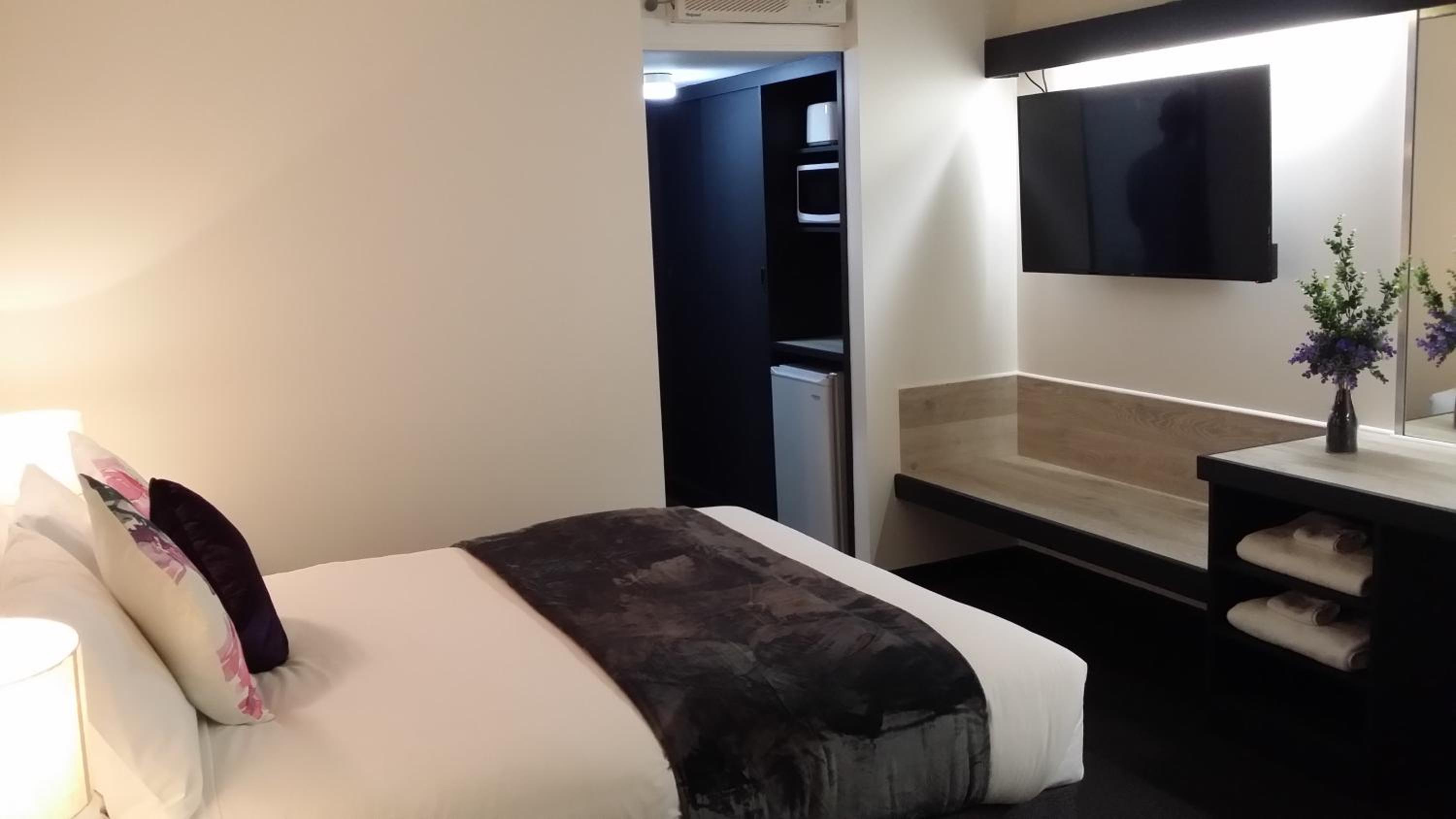 hotel room
