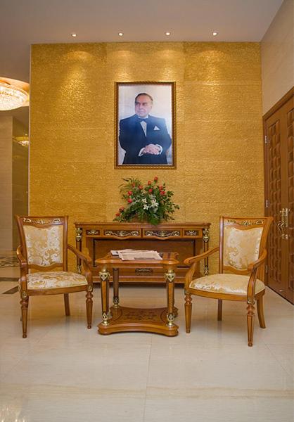 Golden Coast Hotel