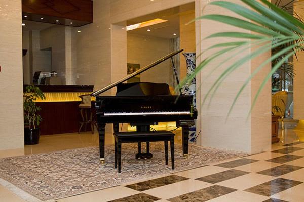 Golden Coast Hotel