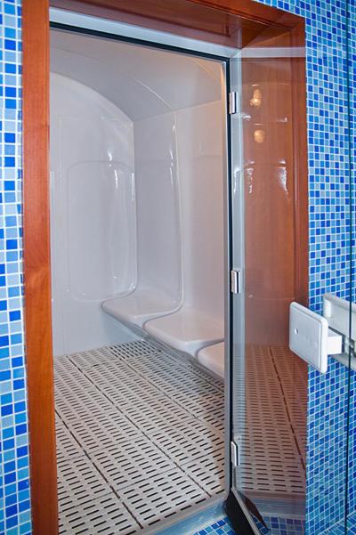 Golden Coast Hotel