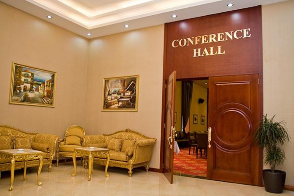 Golden Coast Hotel