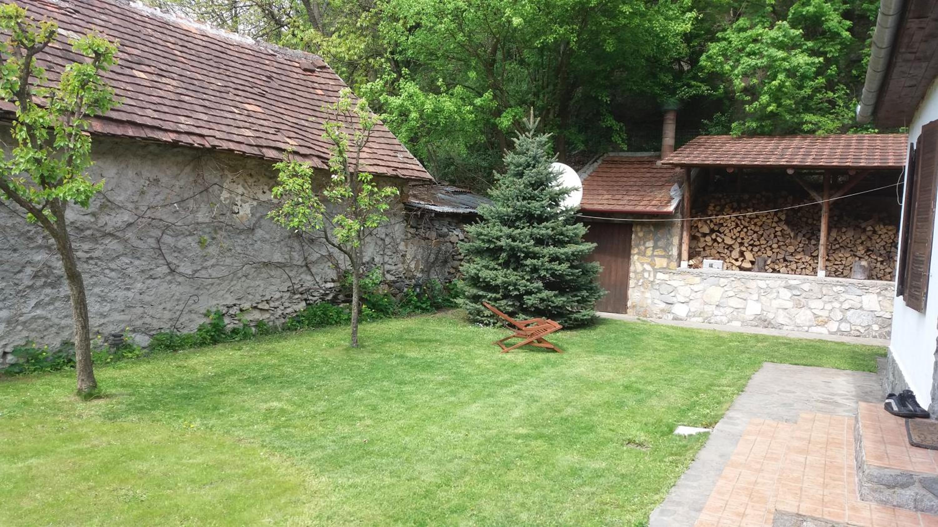Photo 29