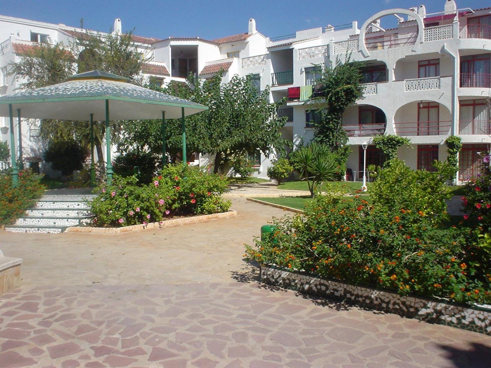 Apartamentos Playa Romana Park