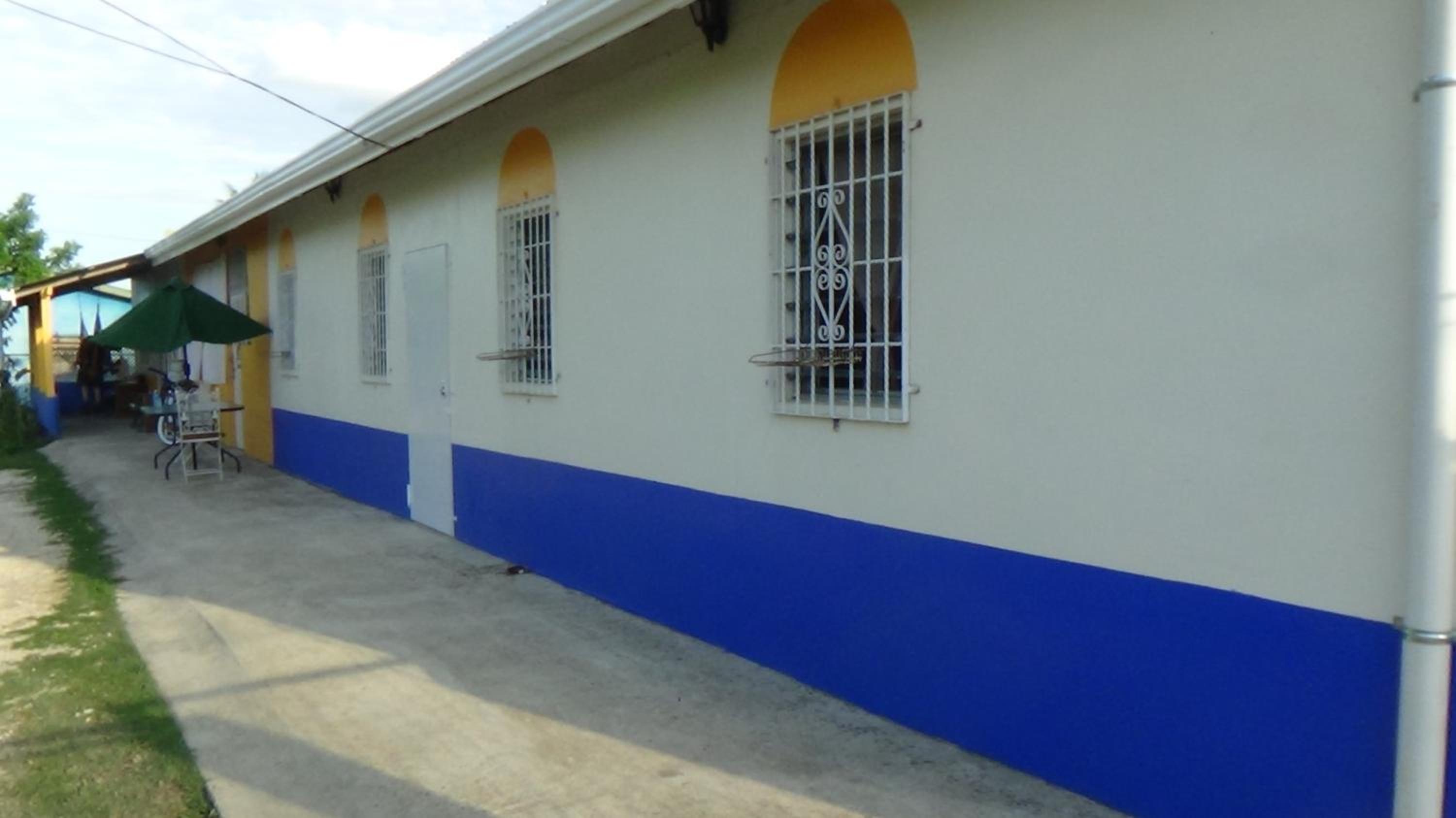 Hacienda Tropical Guest House
