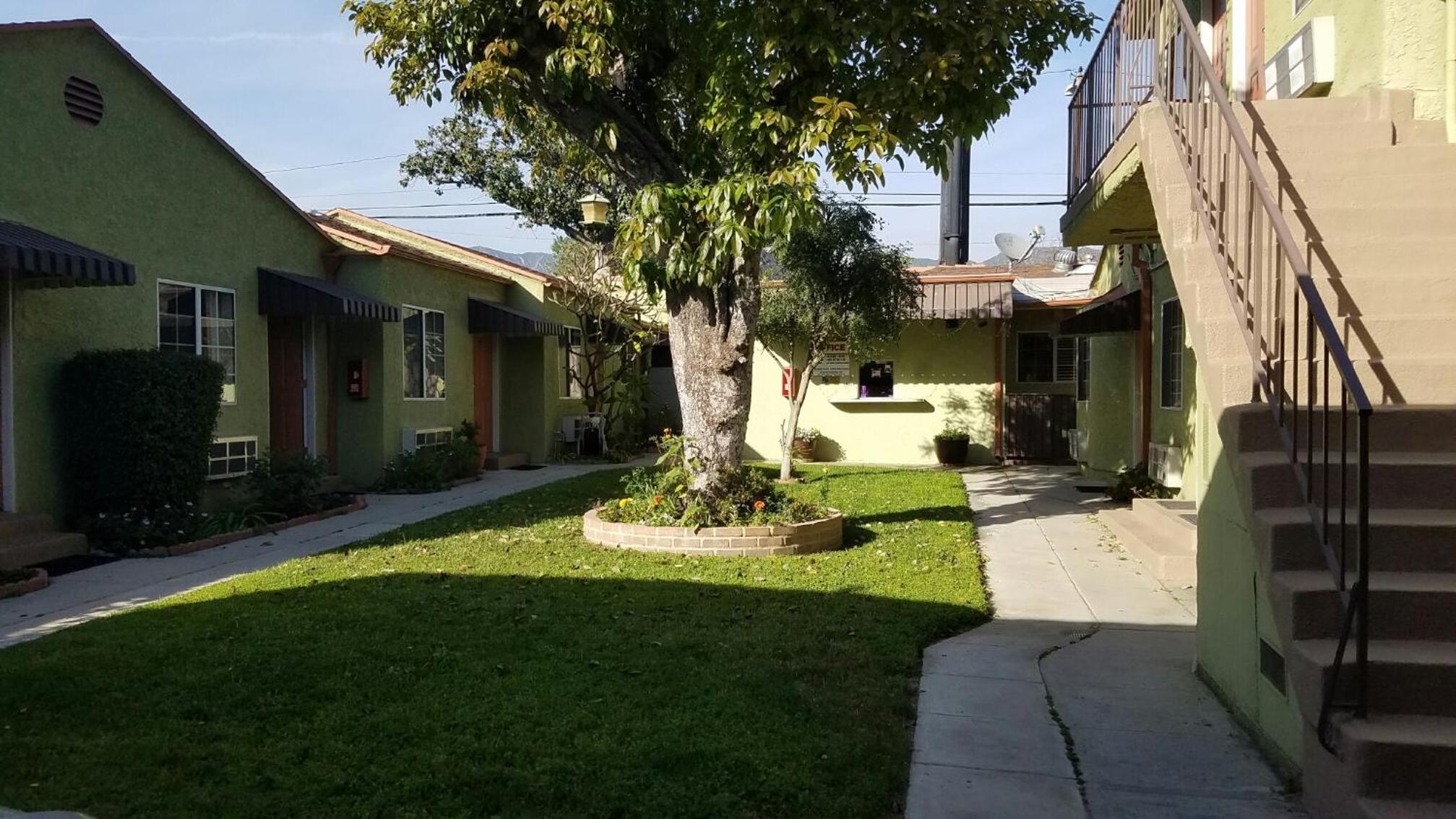Victory Motel Inn near Universal & Hollywood view 5