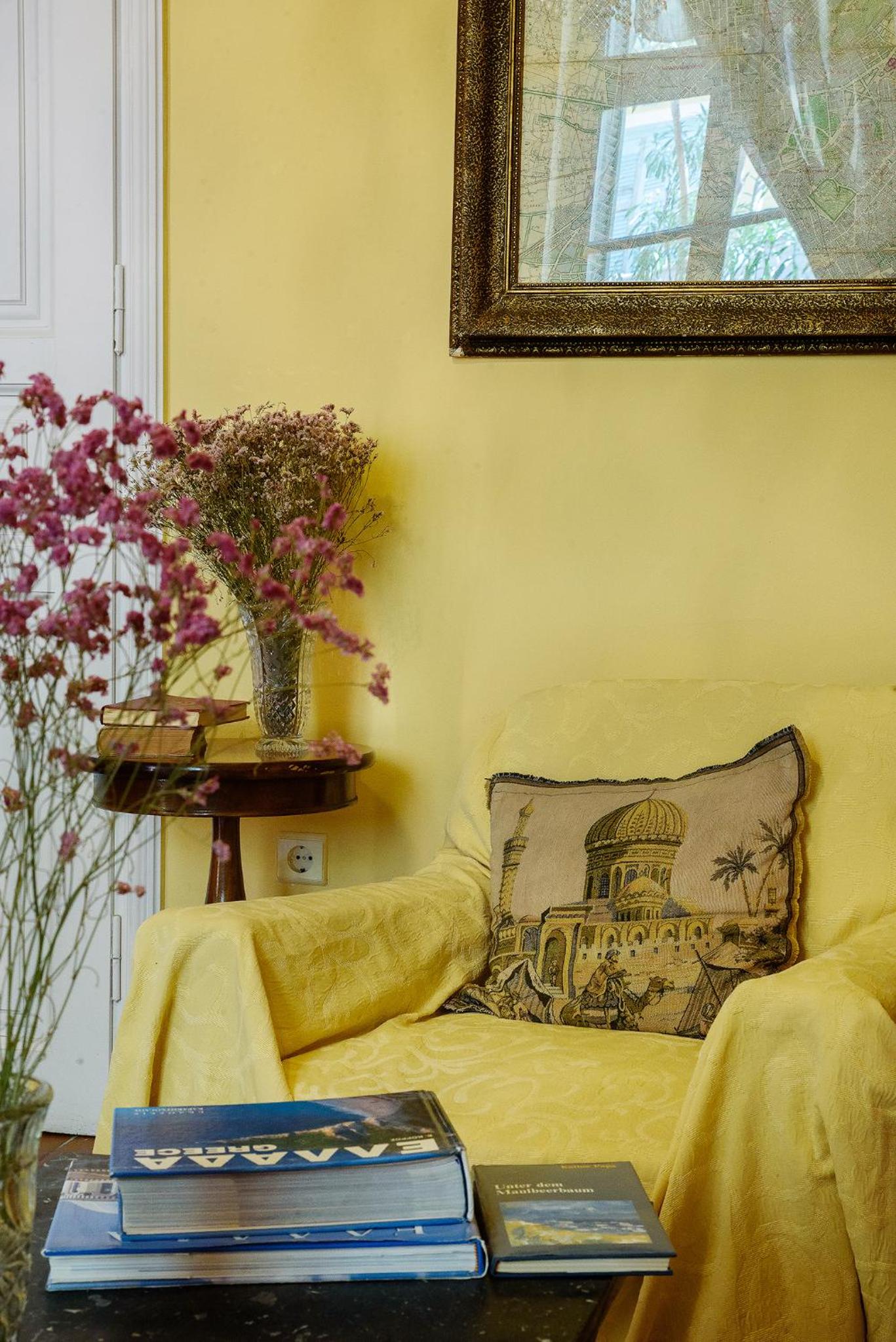 Athens Quinta