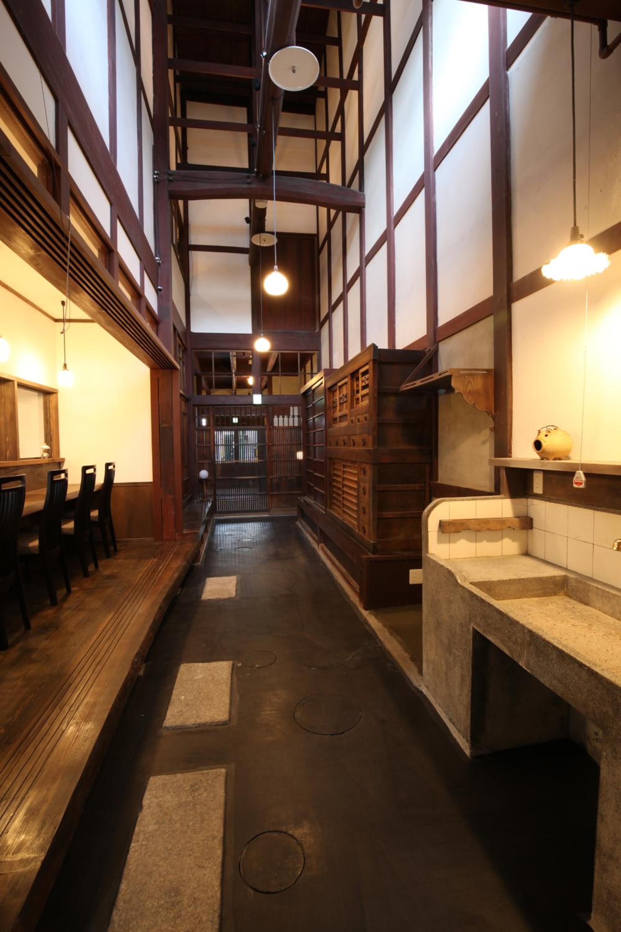 Inase Otsu Machiya Bed and Breakfast