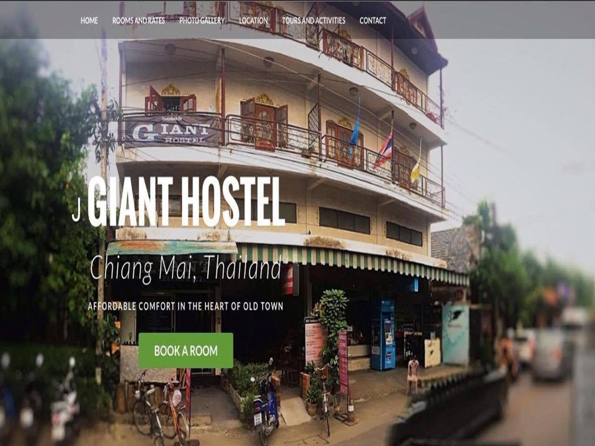 J Giant Hostel