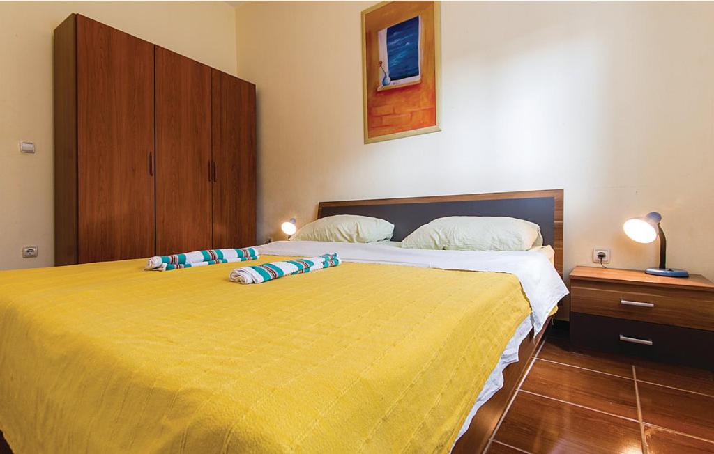 Apartments Ivo 1328