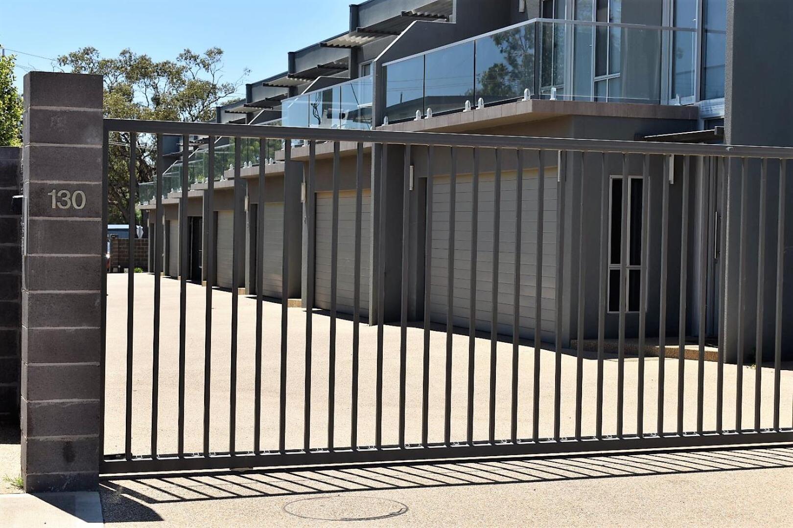 Griffith Prestige Apartments view 5