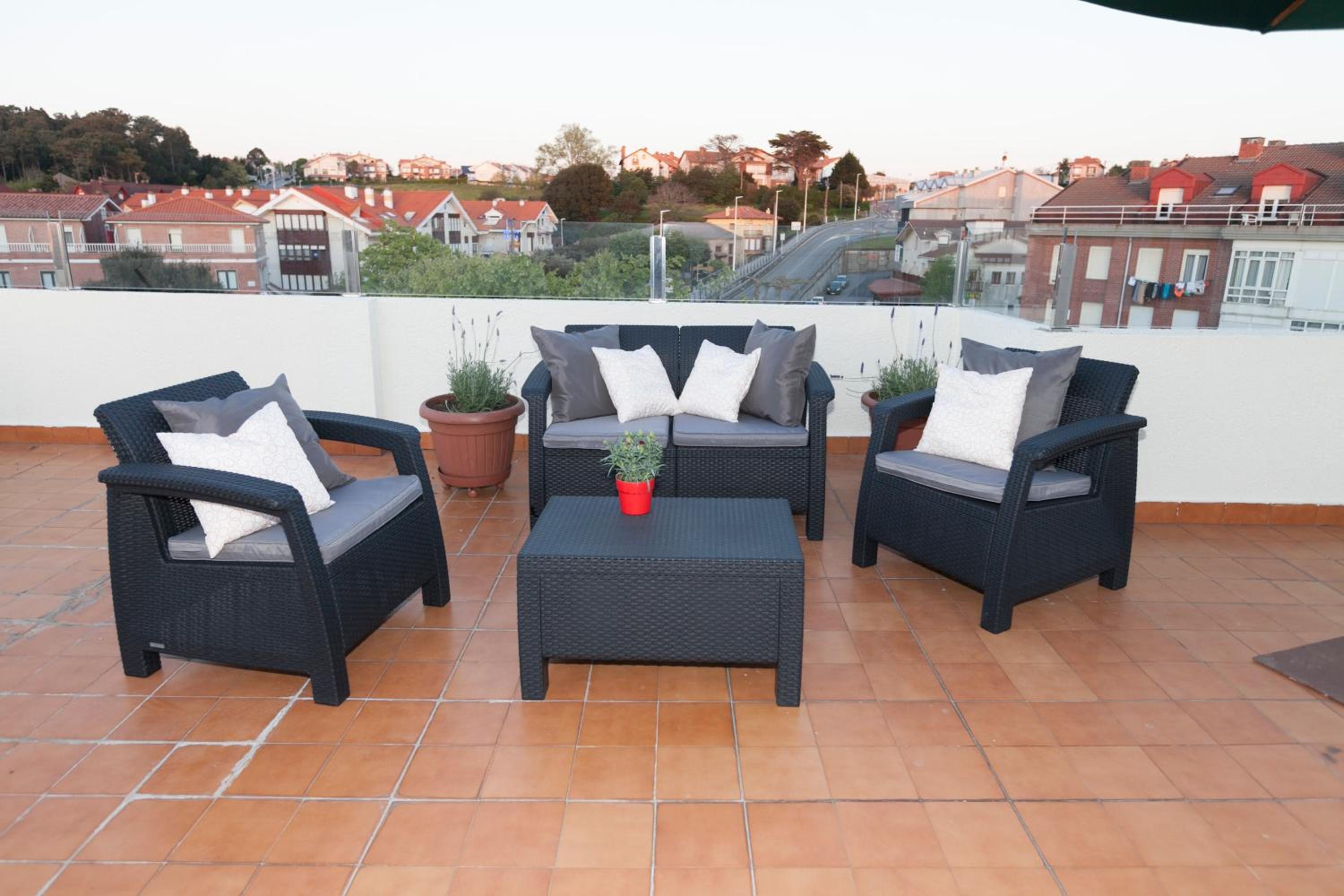 Apartamentos Apolo Somo