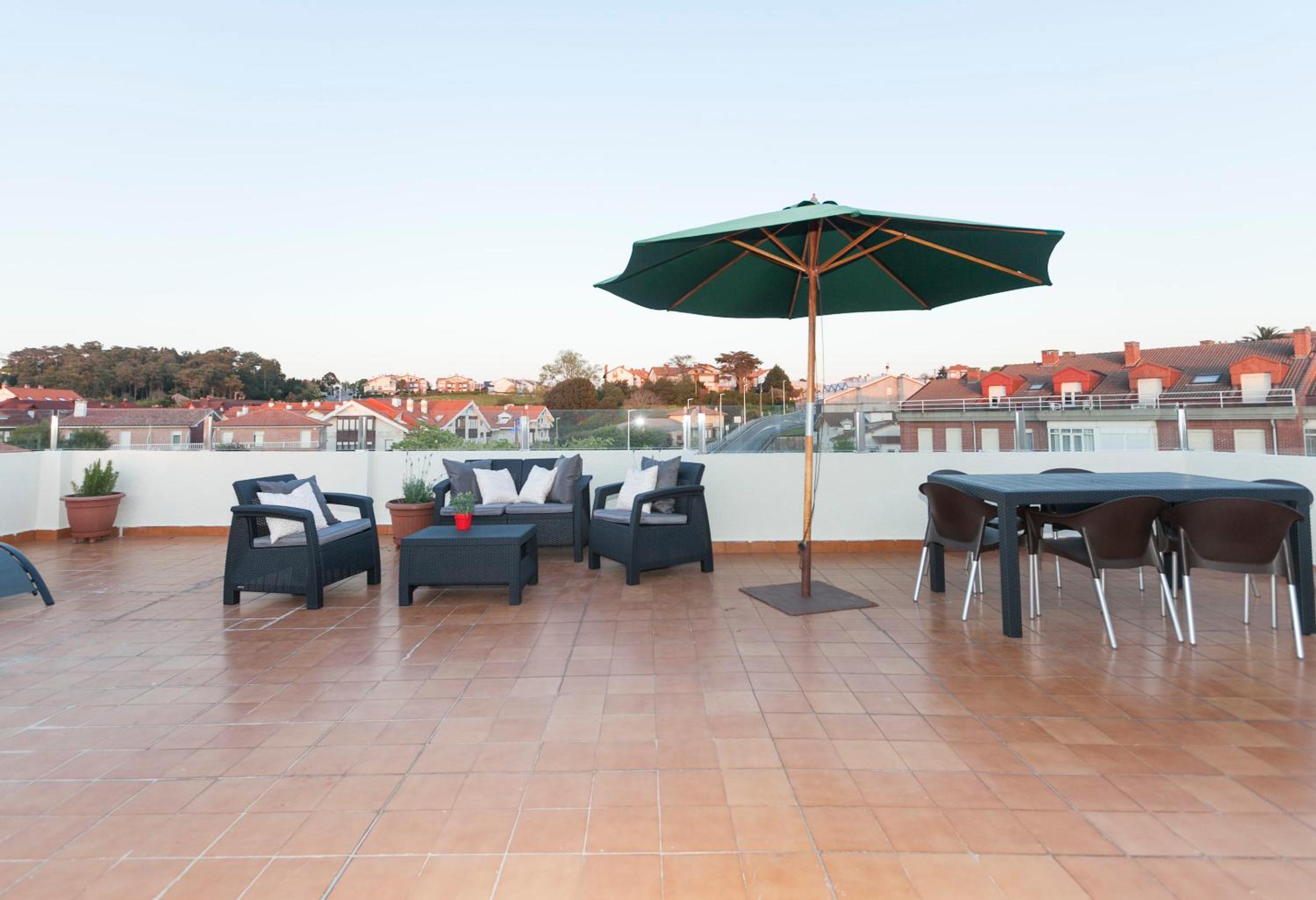Apartamentos Apolo Somo