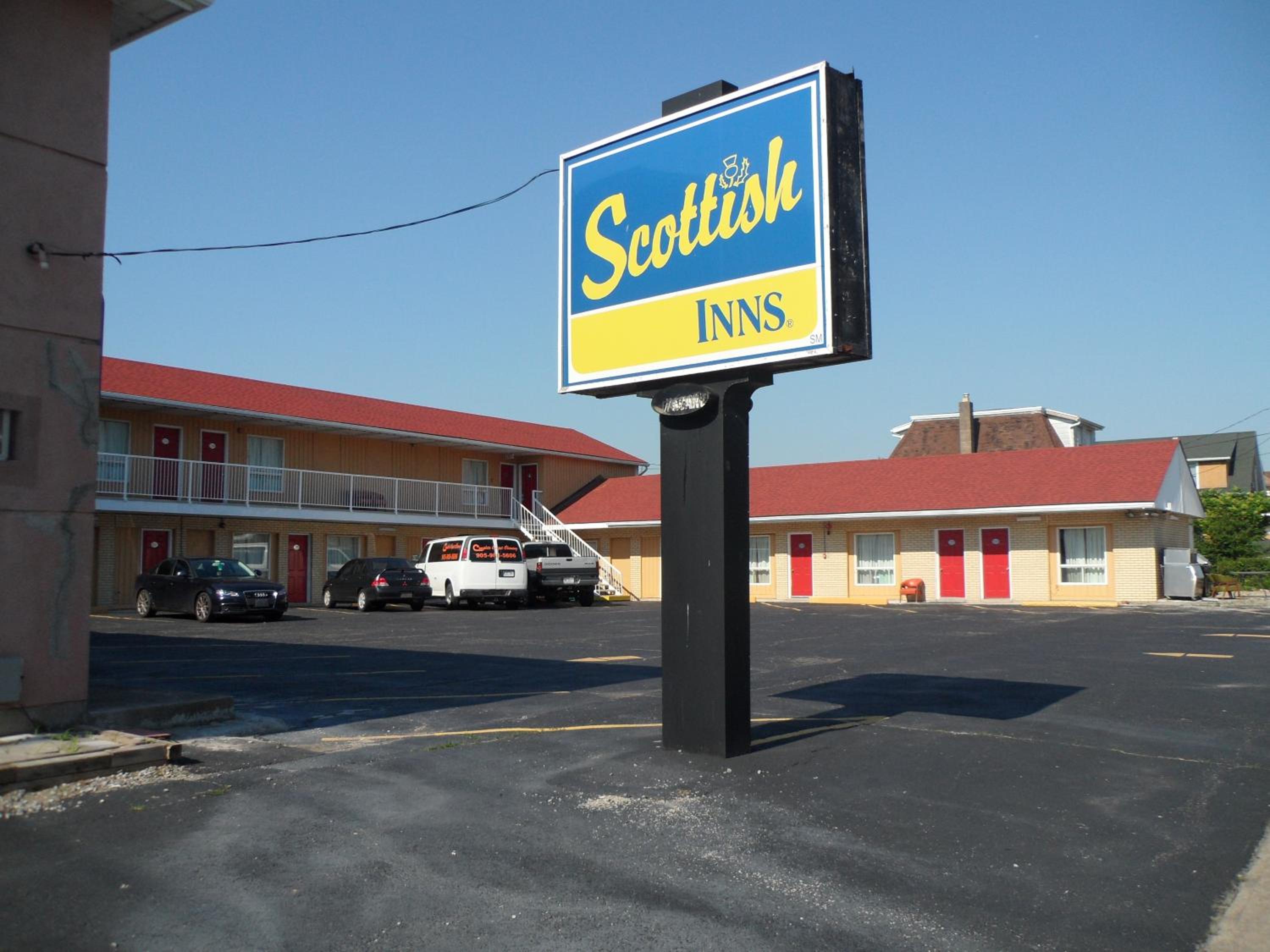 Scottish Inn Near the Falls and Casino - Image 1