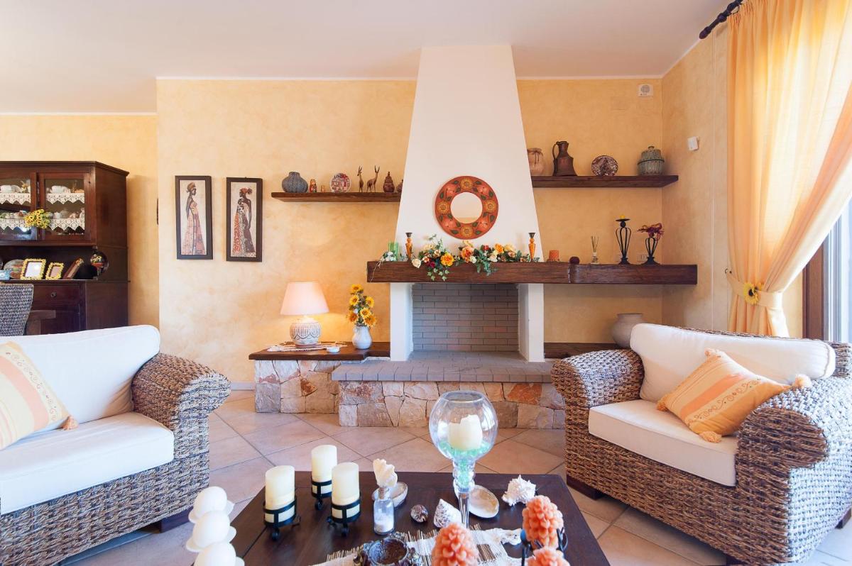 Villa Rose view 3