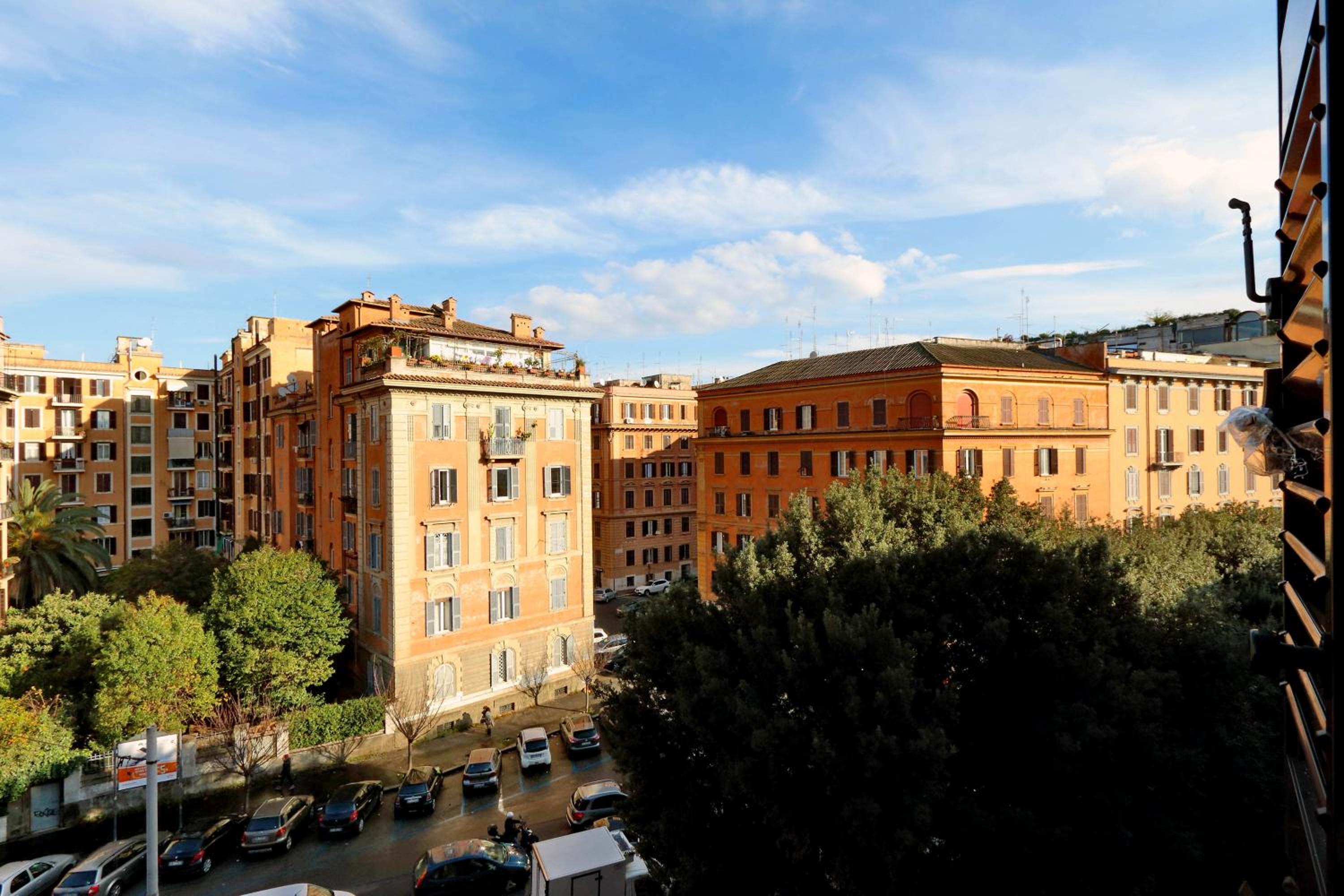 Piazza Capponi Apartment