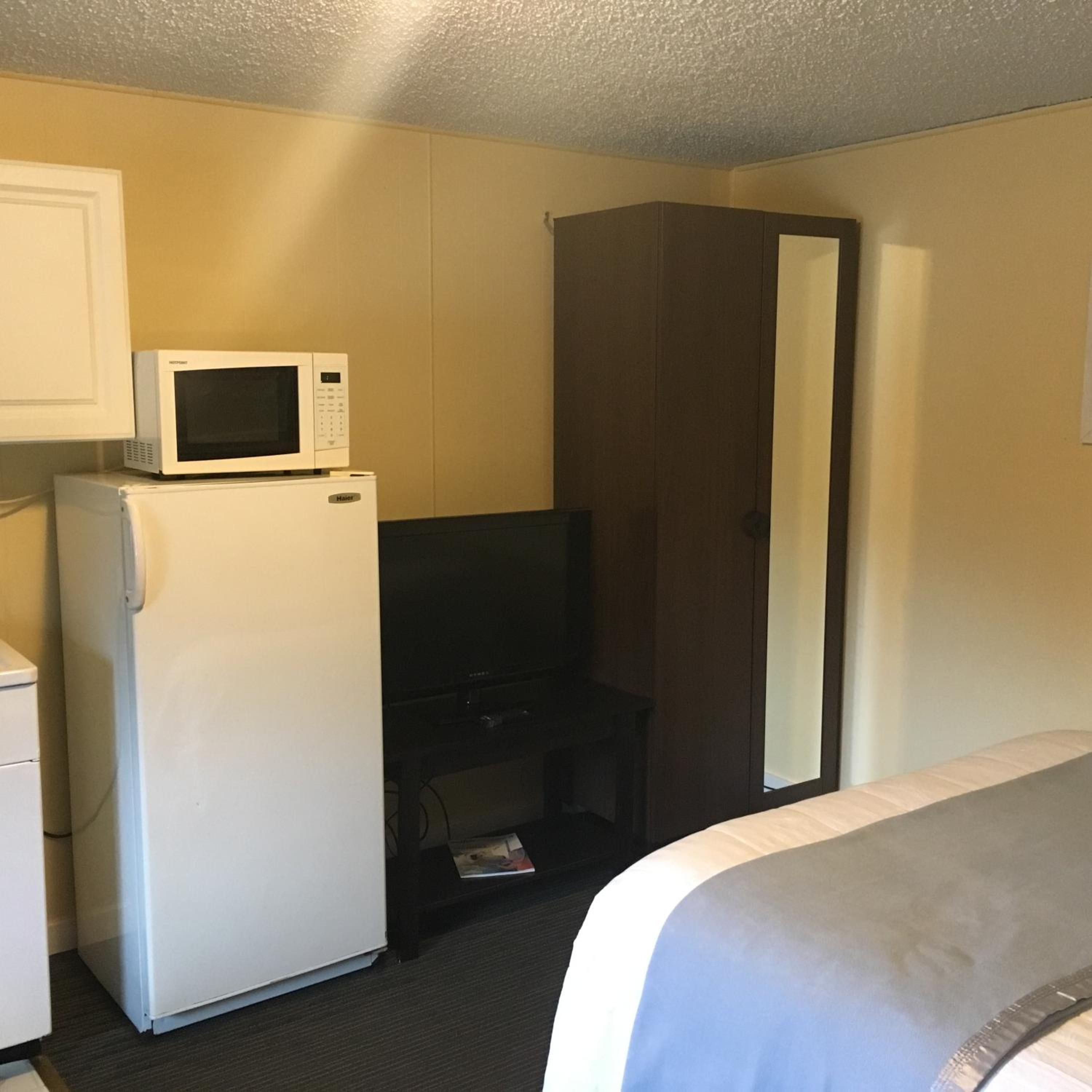 Clarence Inn Extended Stay - Property Image 44
