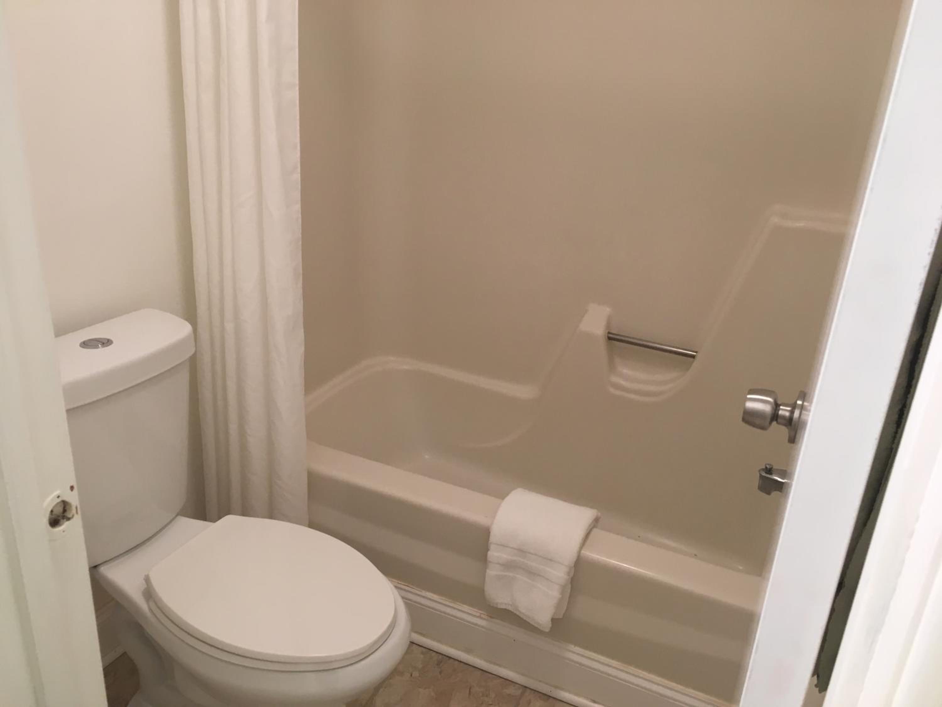 Clarence Inn Extended Stay - Property Image 41