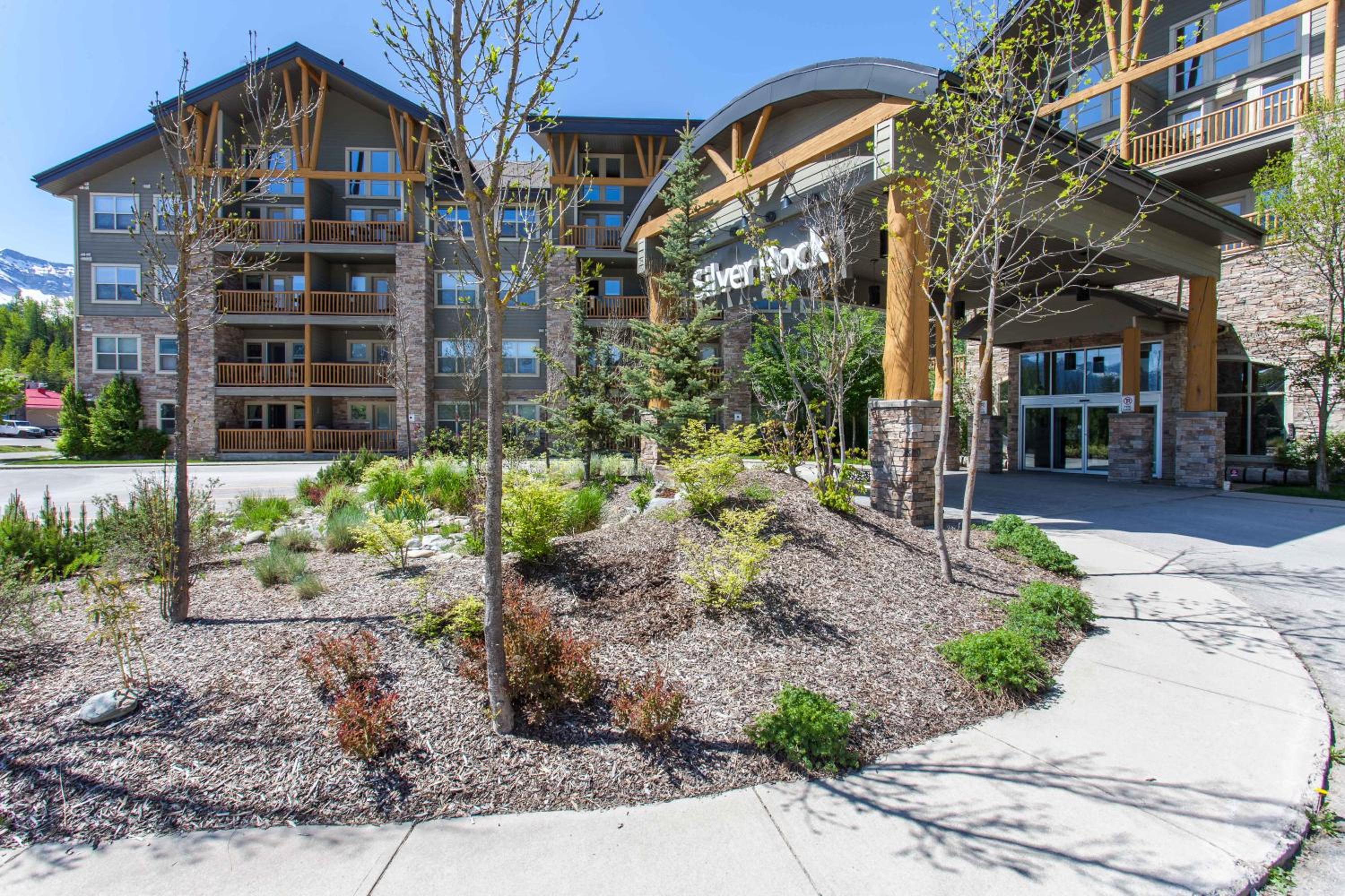 Fernie Vacations - Silver Rock by FantasticStay - Property Image 1