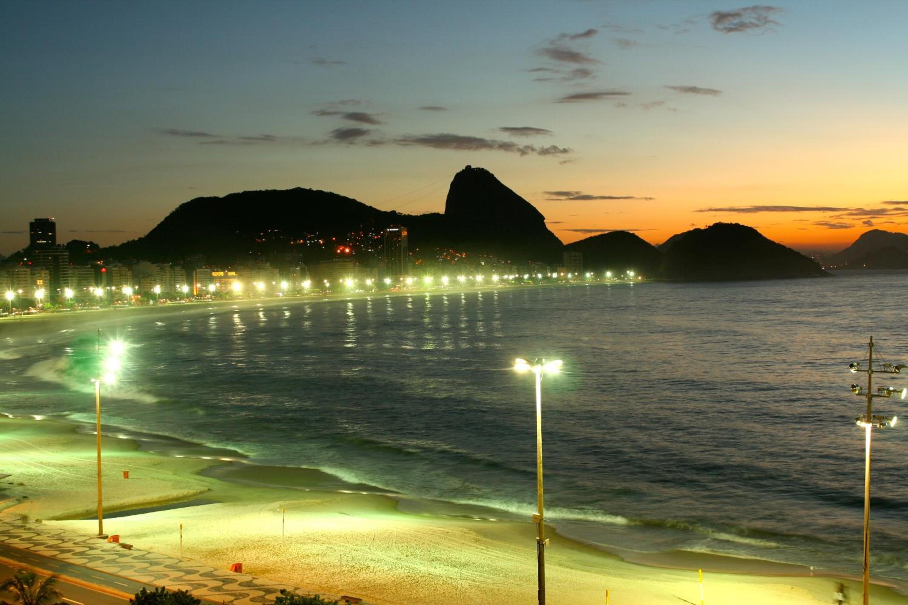Copacabana Sea View Apartament