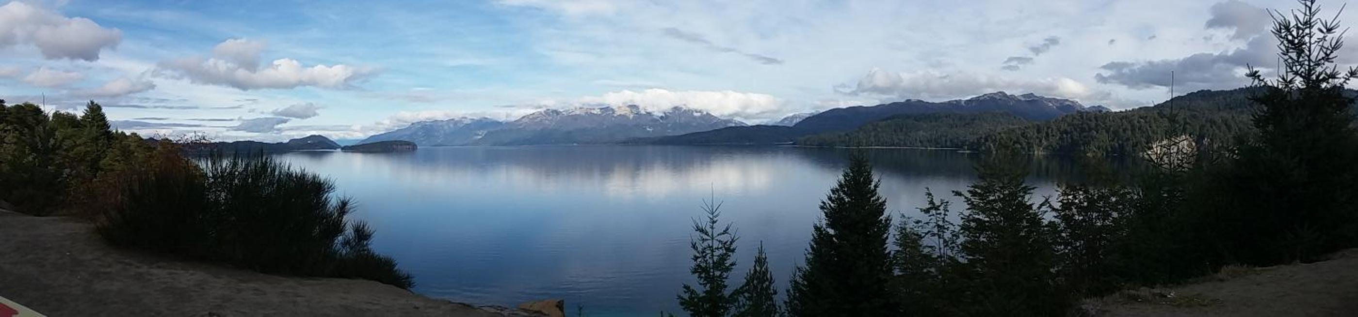 Dos Bahias Lake Resort