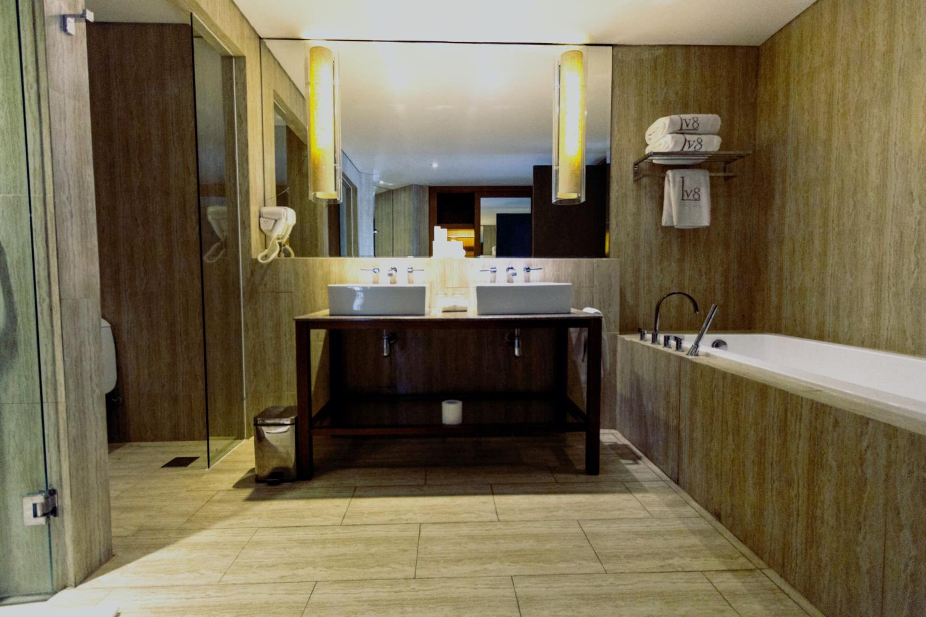Lv8 Resort Hotel