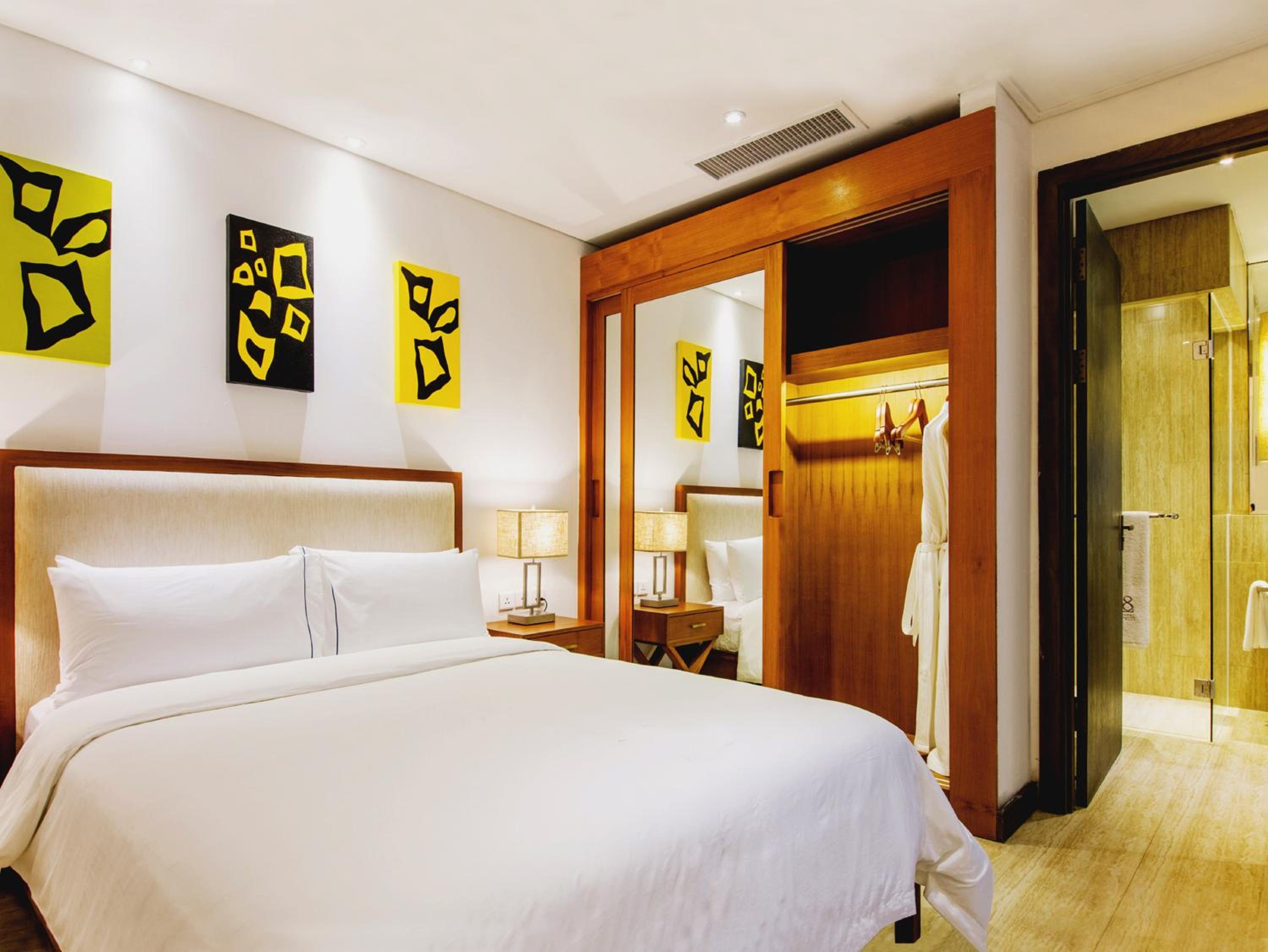 Lv8 Resort Hotel