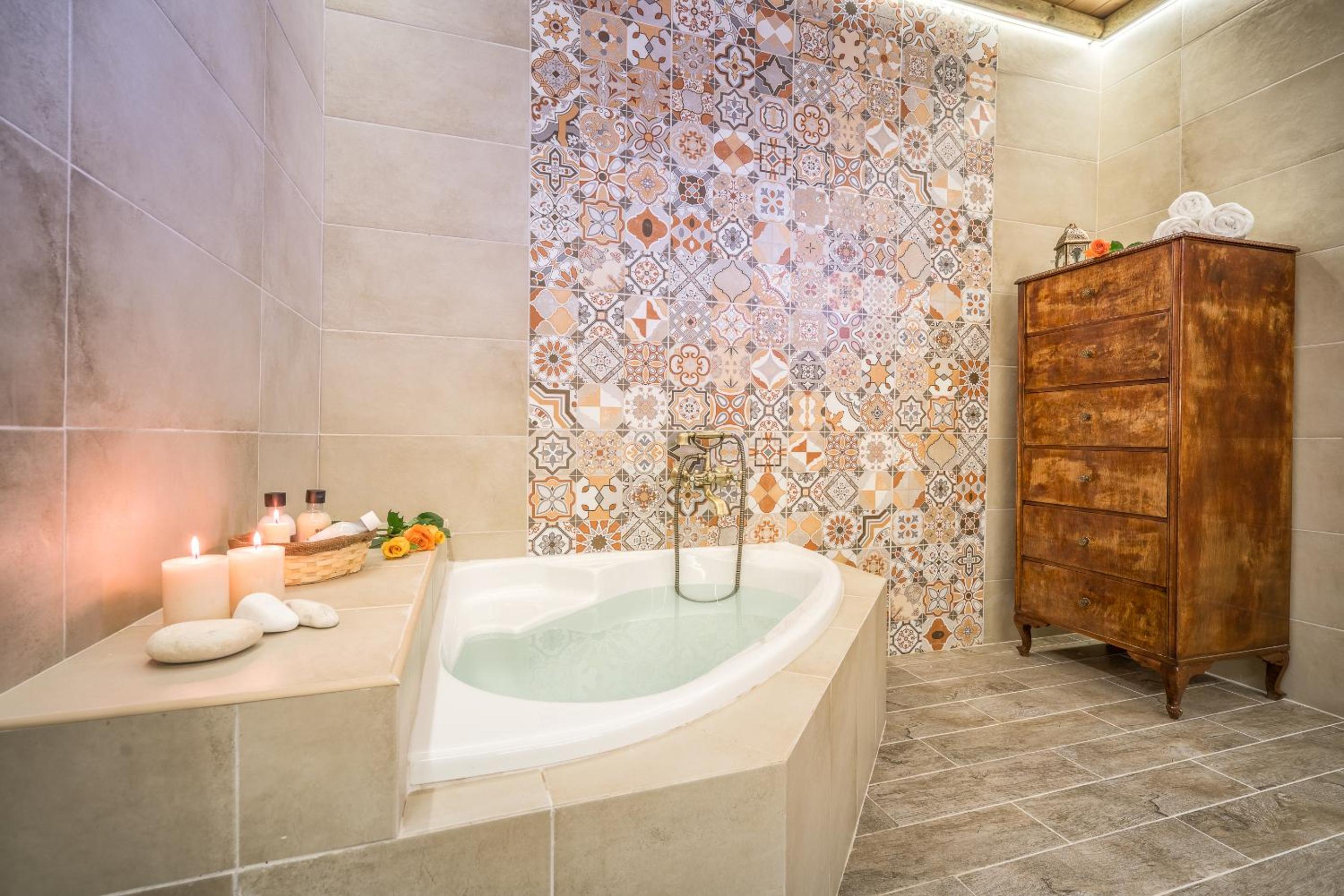 Photo 36