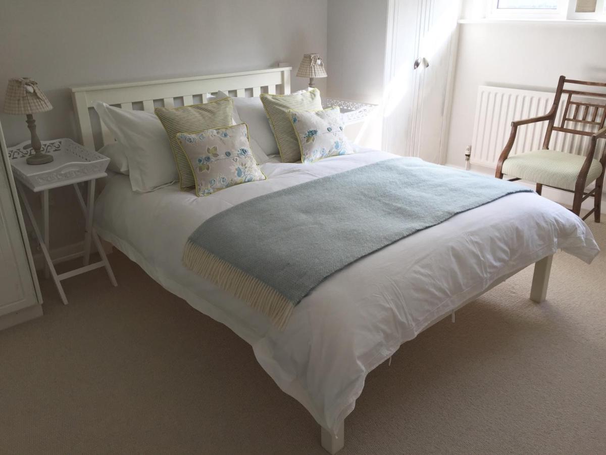 Stapehill Lodge B&B, photo 12