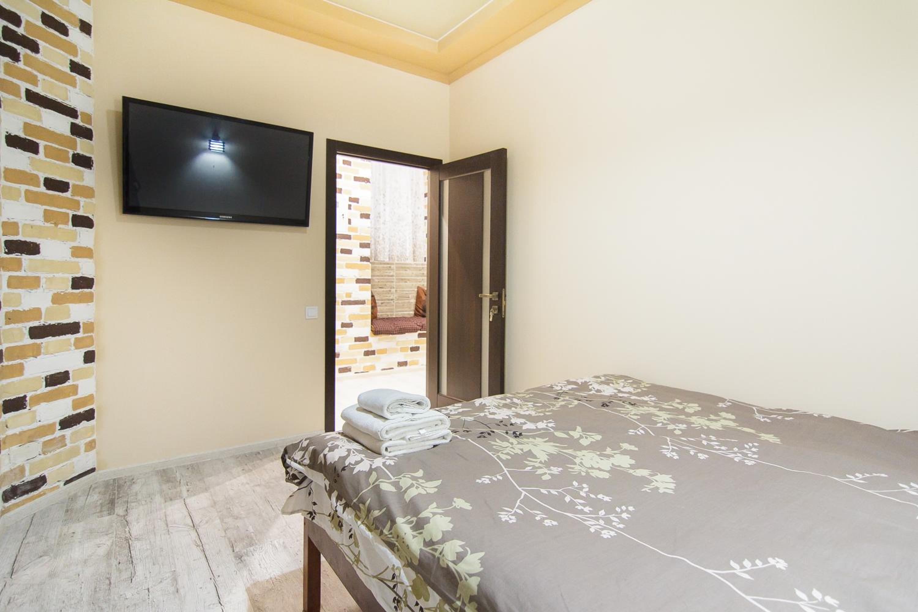 Club Suite near Deribasovskaya