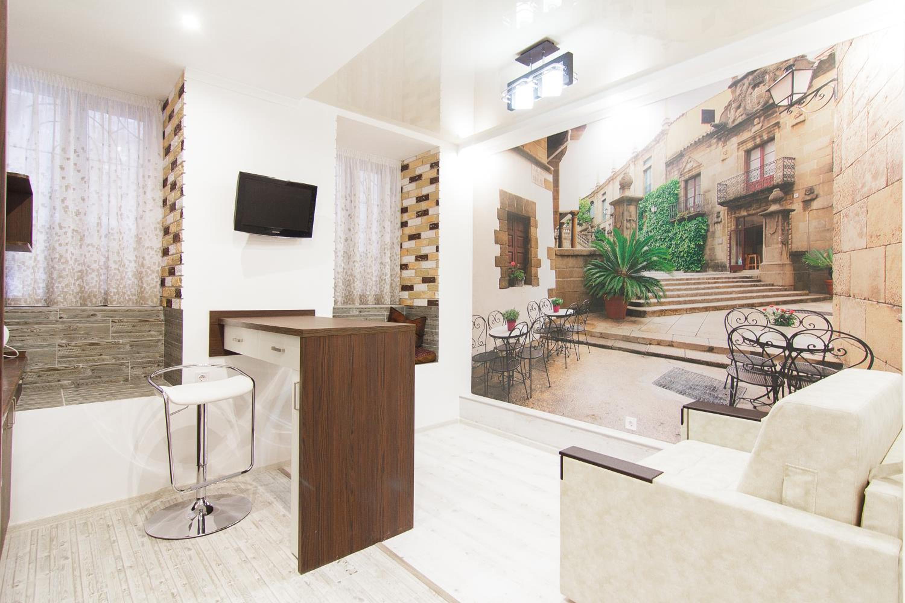 Club Suite near Deribasovskaya