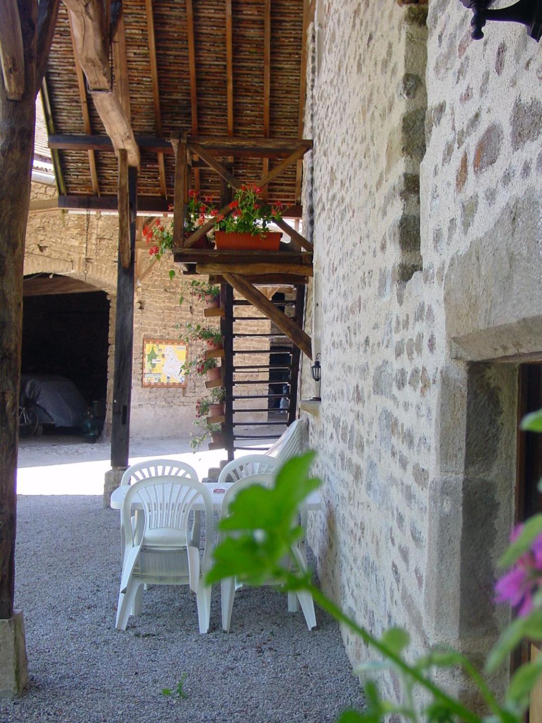 Photo 46