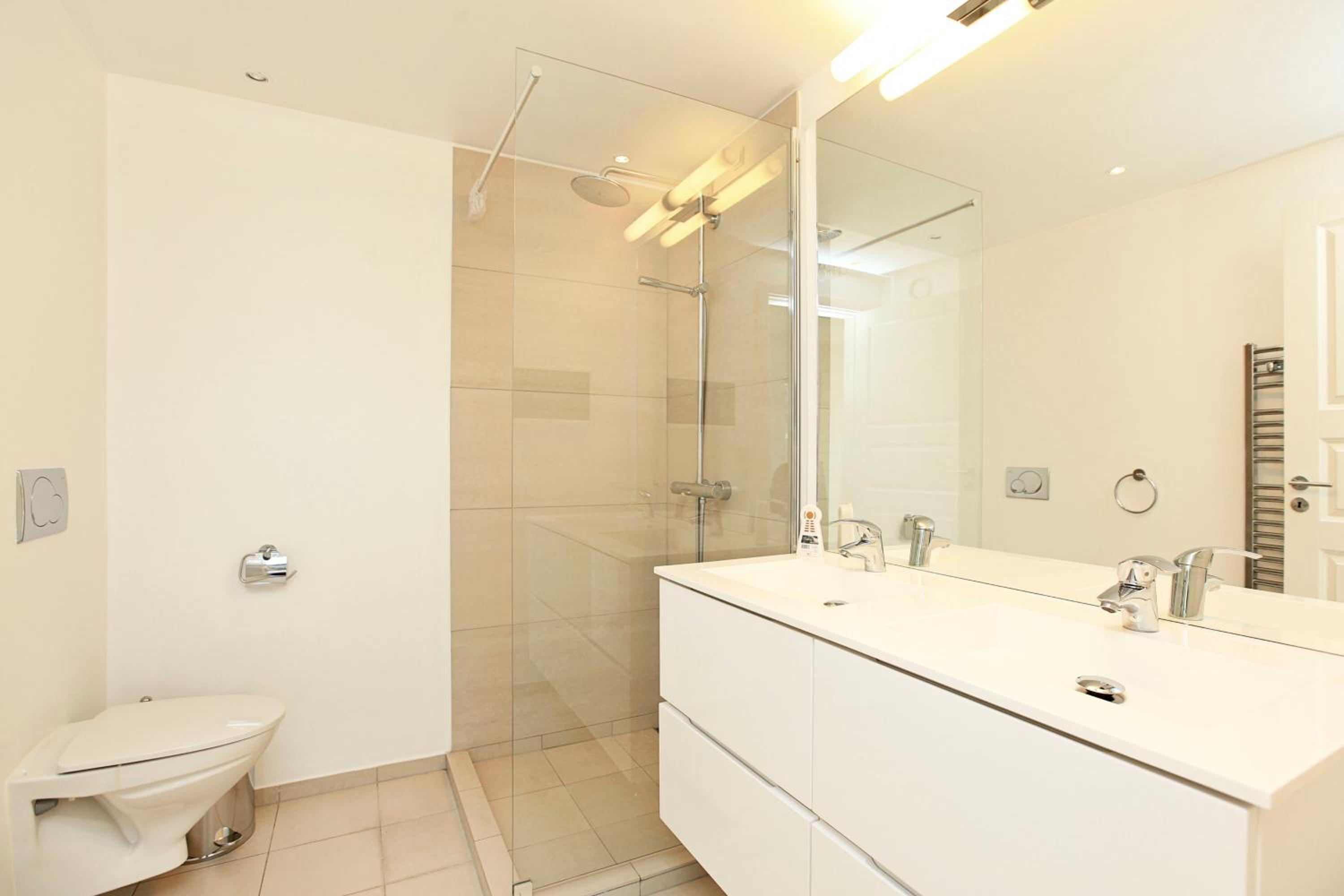 CPH Lux apartm, 2 FULL BATHROOMS 2th view 2
