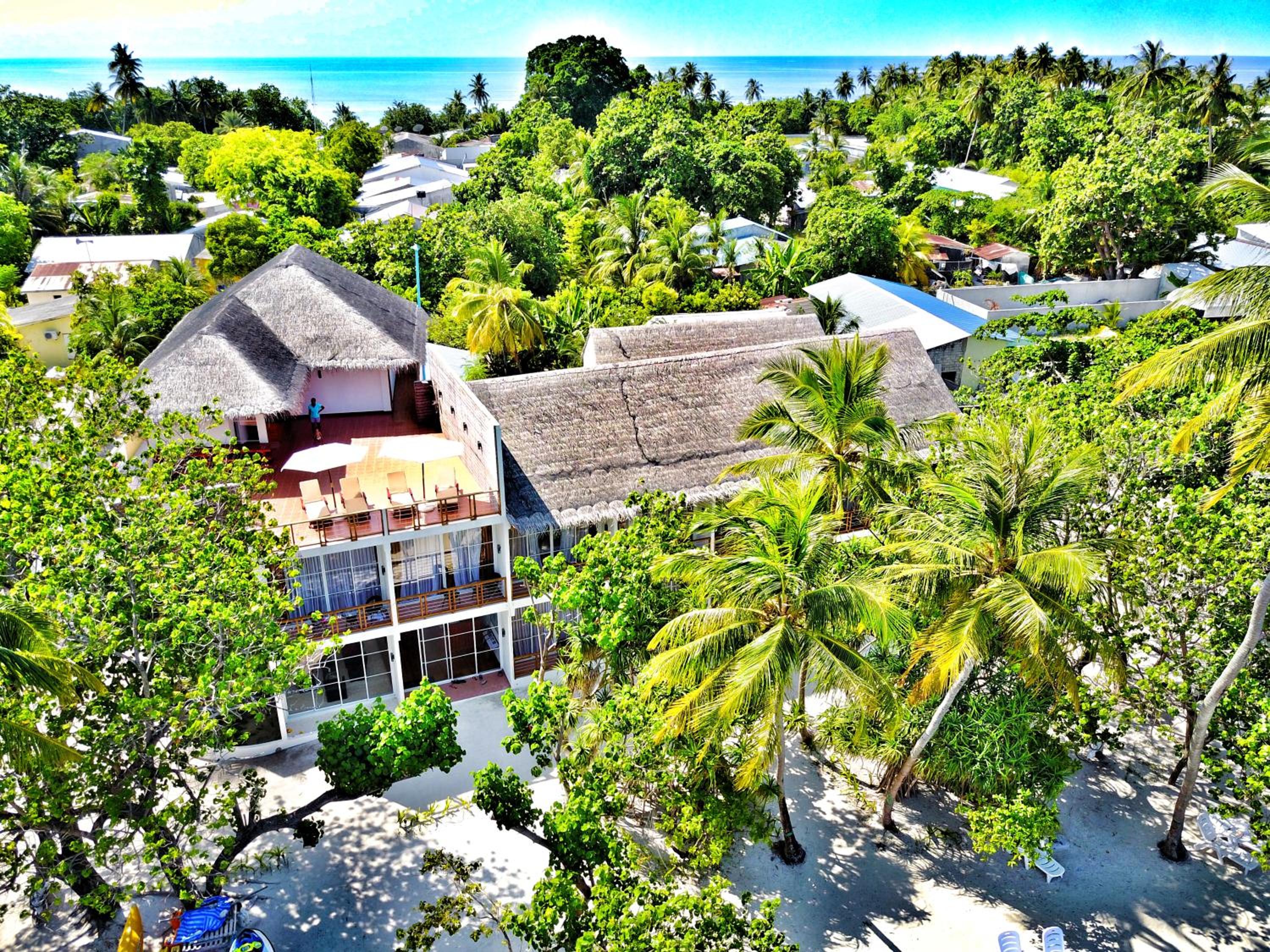 Athiri Beach Maldives photo 3