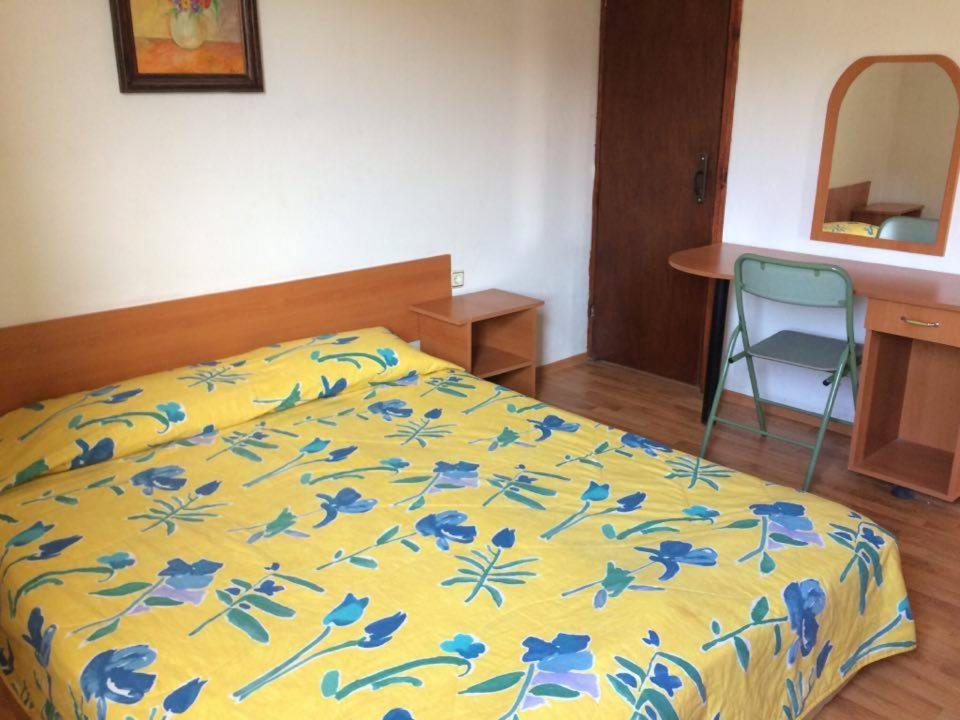 Guestrooms Ross