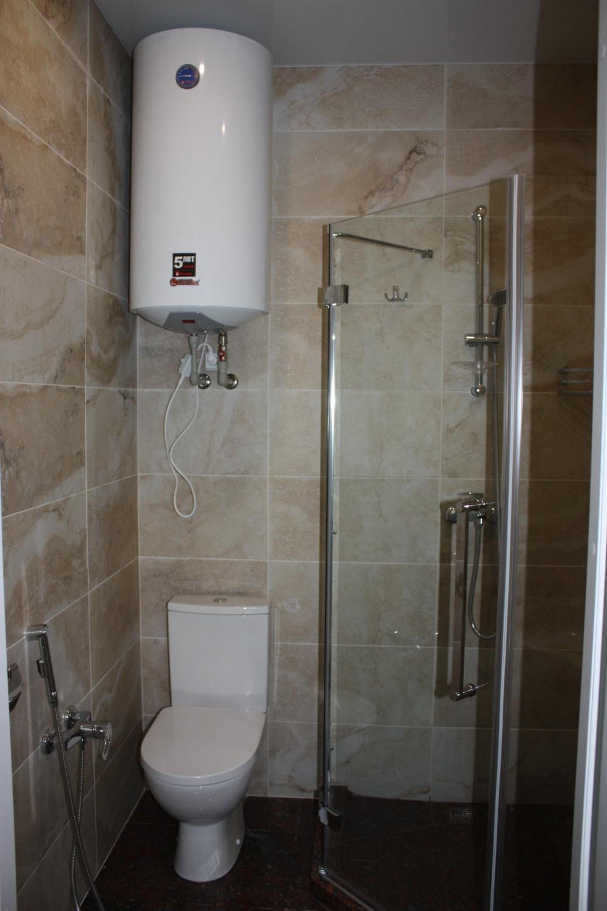 Photo 18