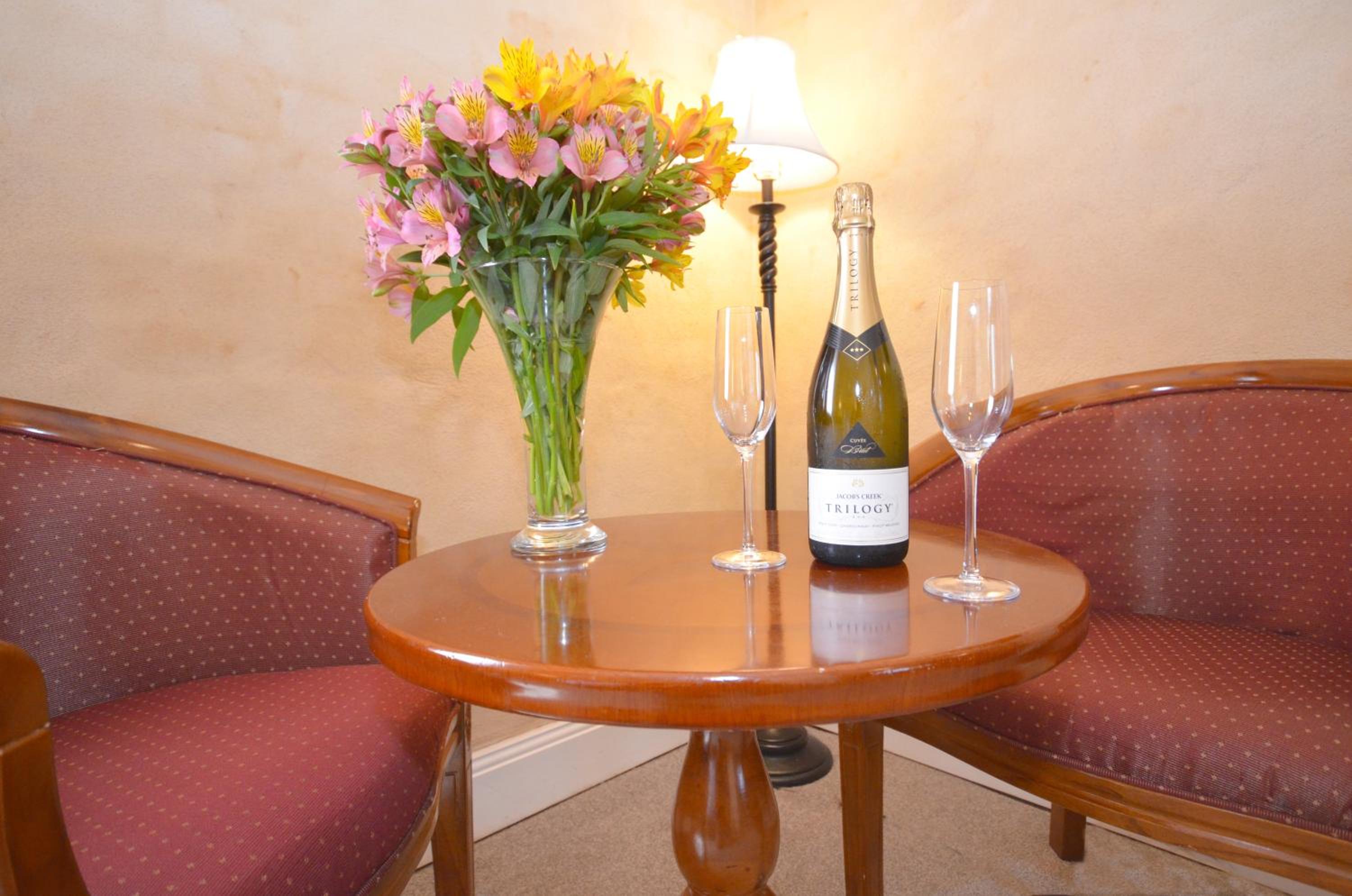 Central Springs Inn