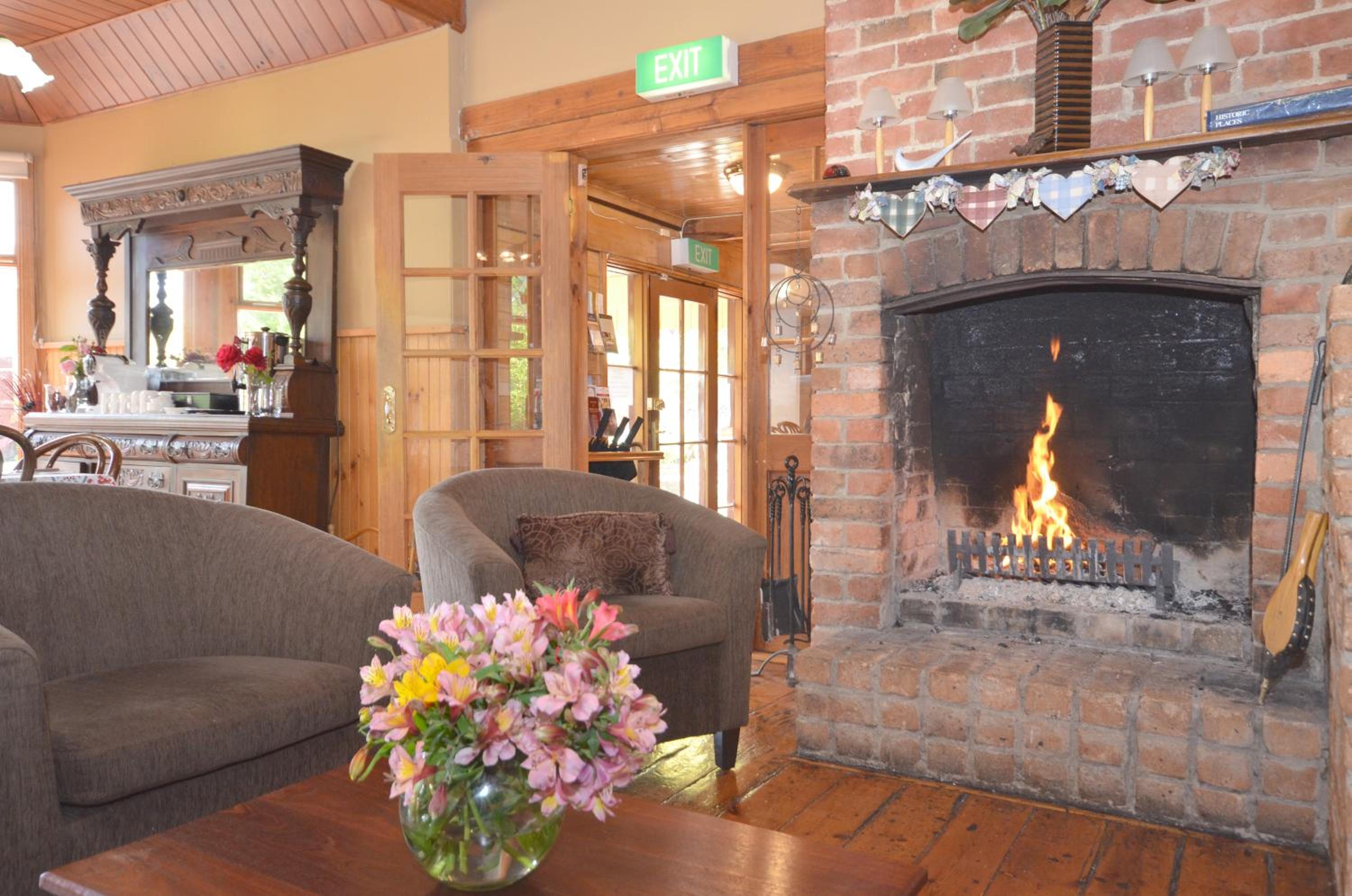 Central Springs Inn