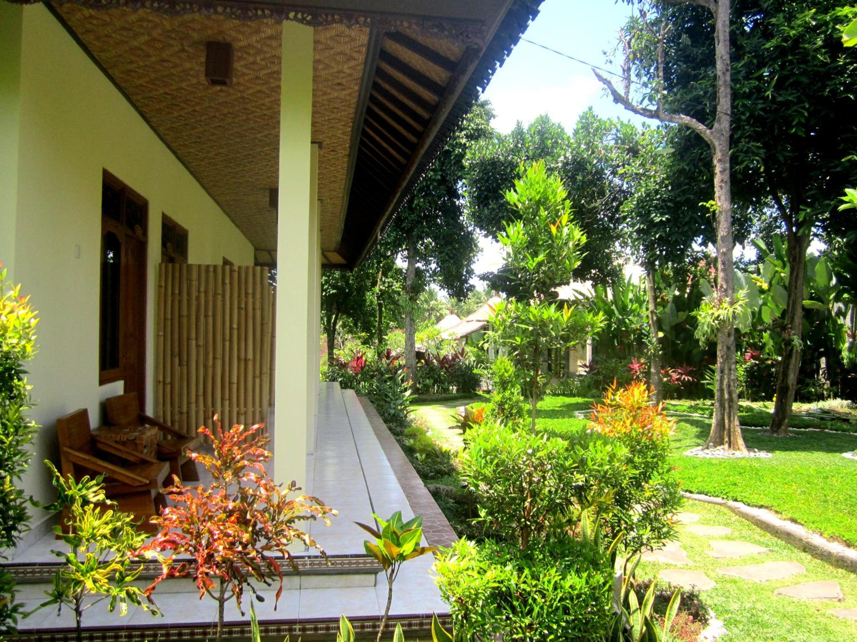 Astawa House