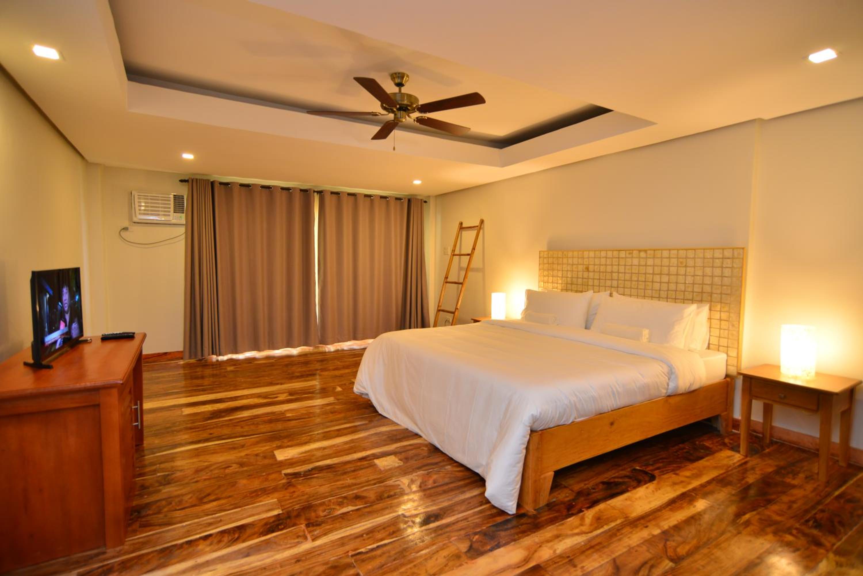 Nabulao Beach Resort