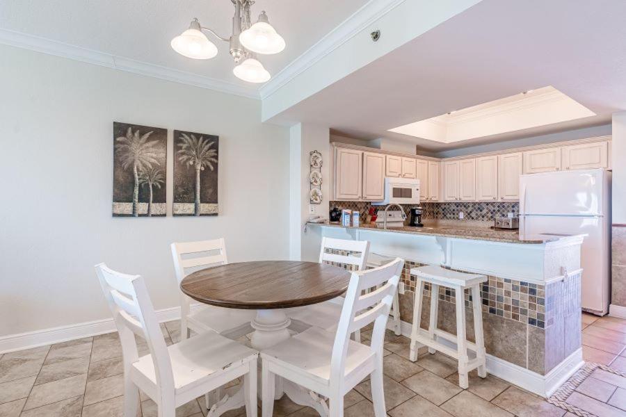 Crystal Shores West 1005 by Youngs Suncoast