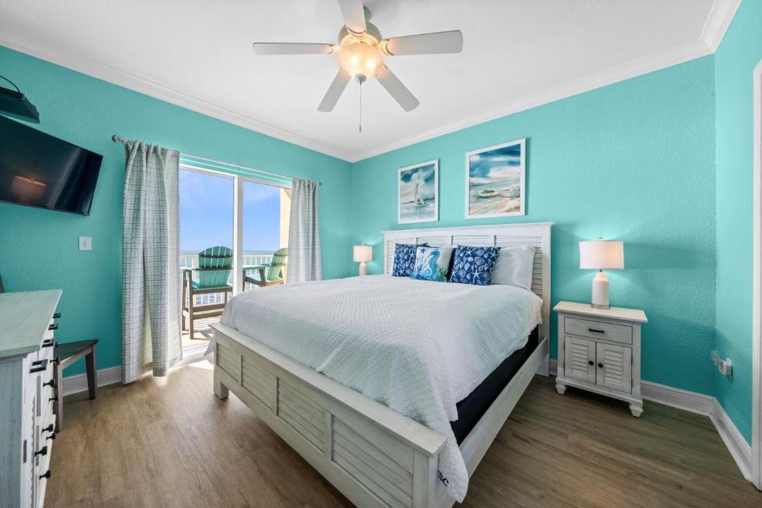 Crystal Shores West 1002 by Youngs Suncoast