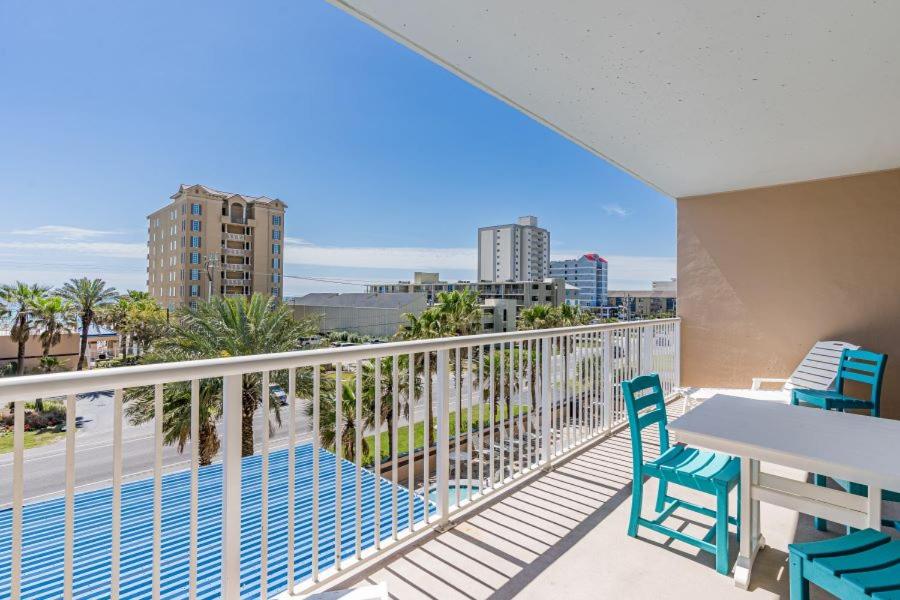 Crystal Tower 305 by Youngs Suncoast