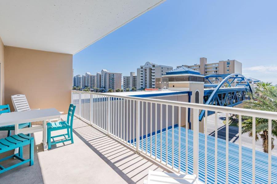 Crystal Tower 305 by Youngs Suncoast