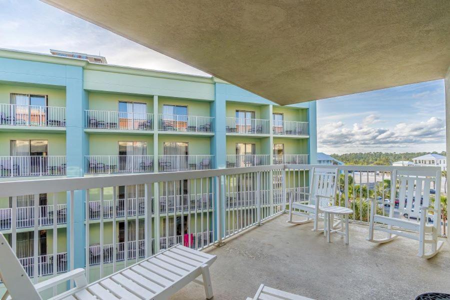 Harbour Place 406 by Youngs Suncoast