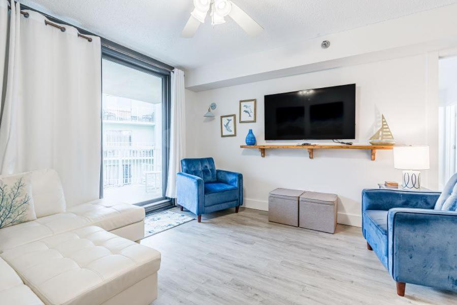 Harbour Place 406 by Youngs Suncoast