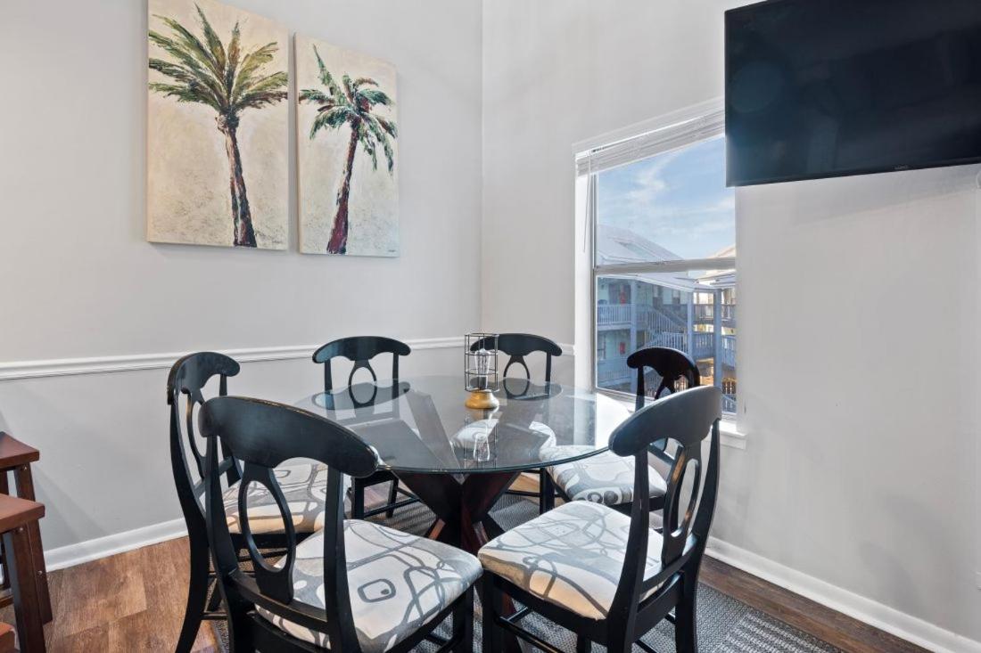 Ocean Reef 304 by Youngs Suncoast