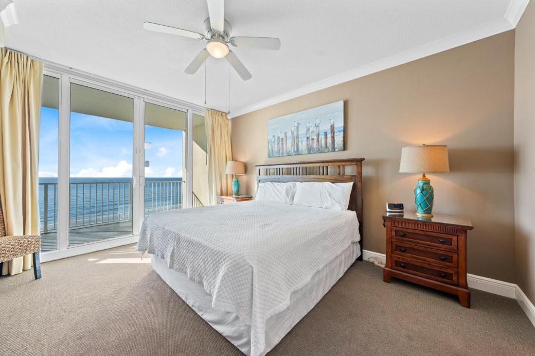 San Carlos 701 by Youngs Suncoast