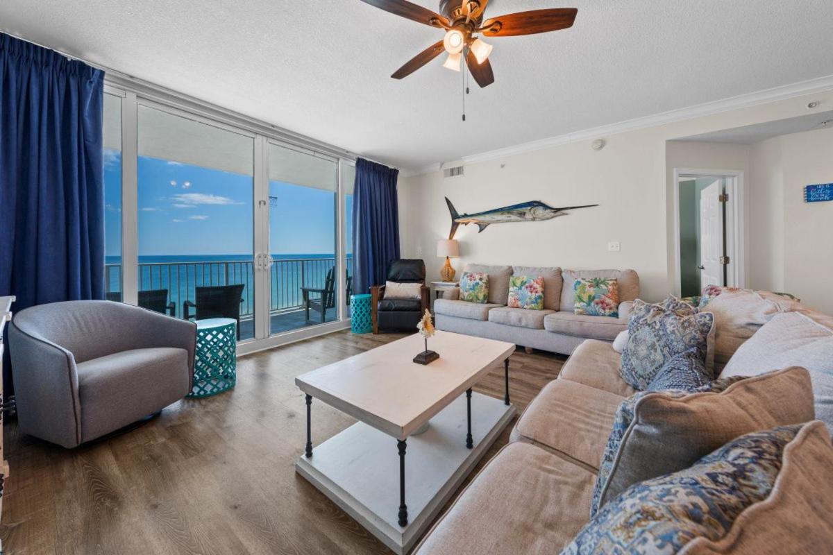 San Carlos 1001 by Youngs Suncoast