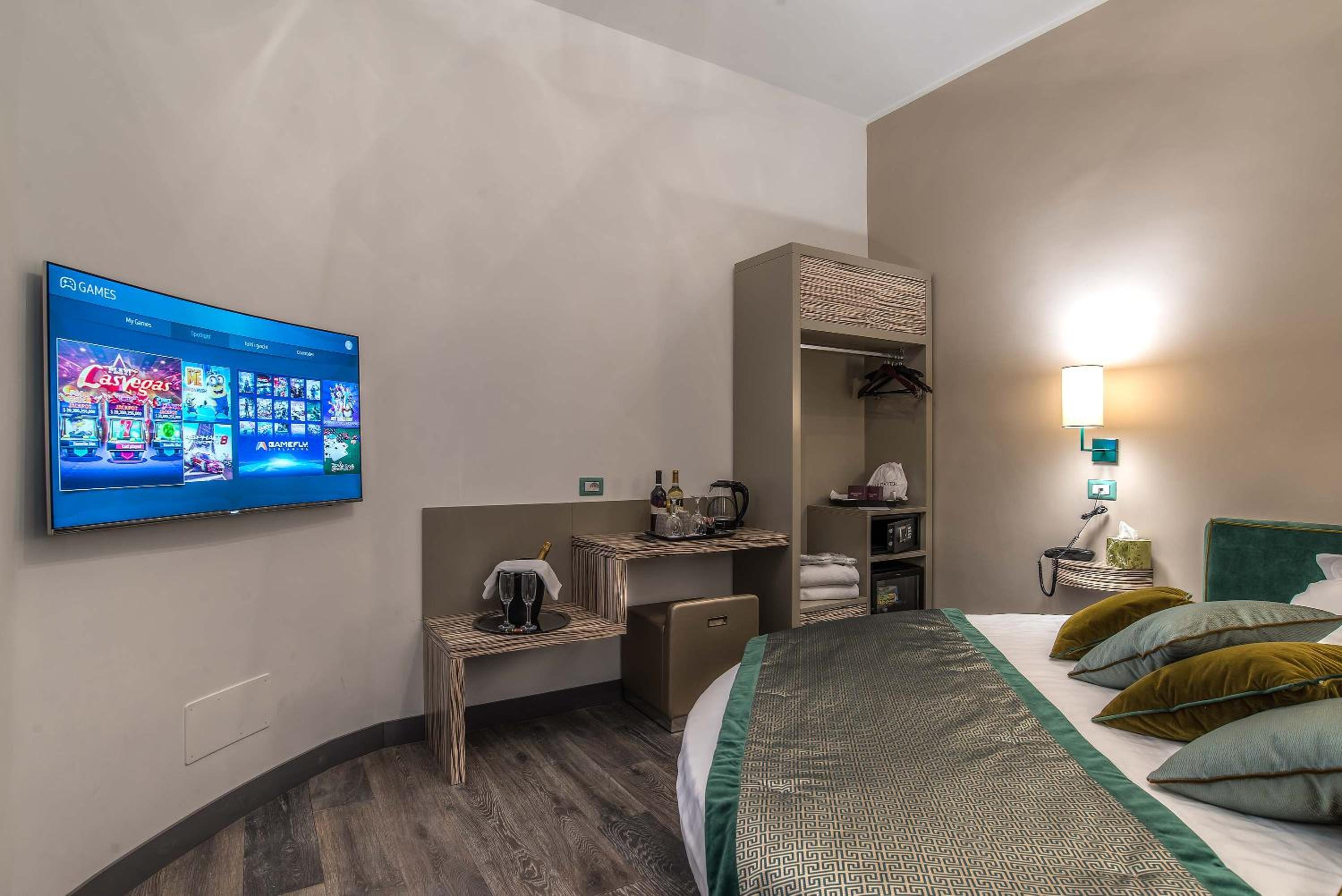 hotel room