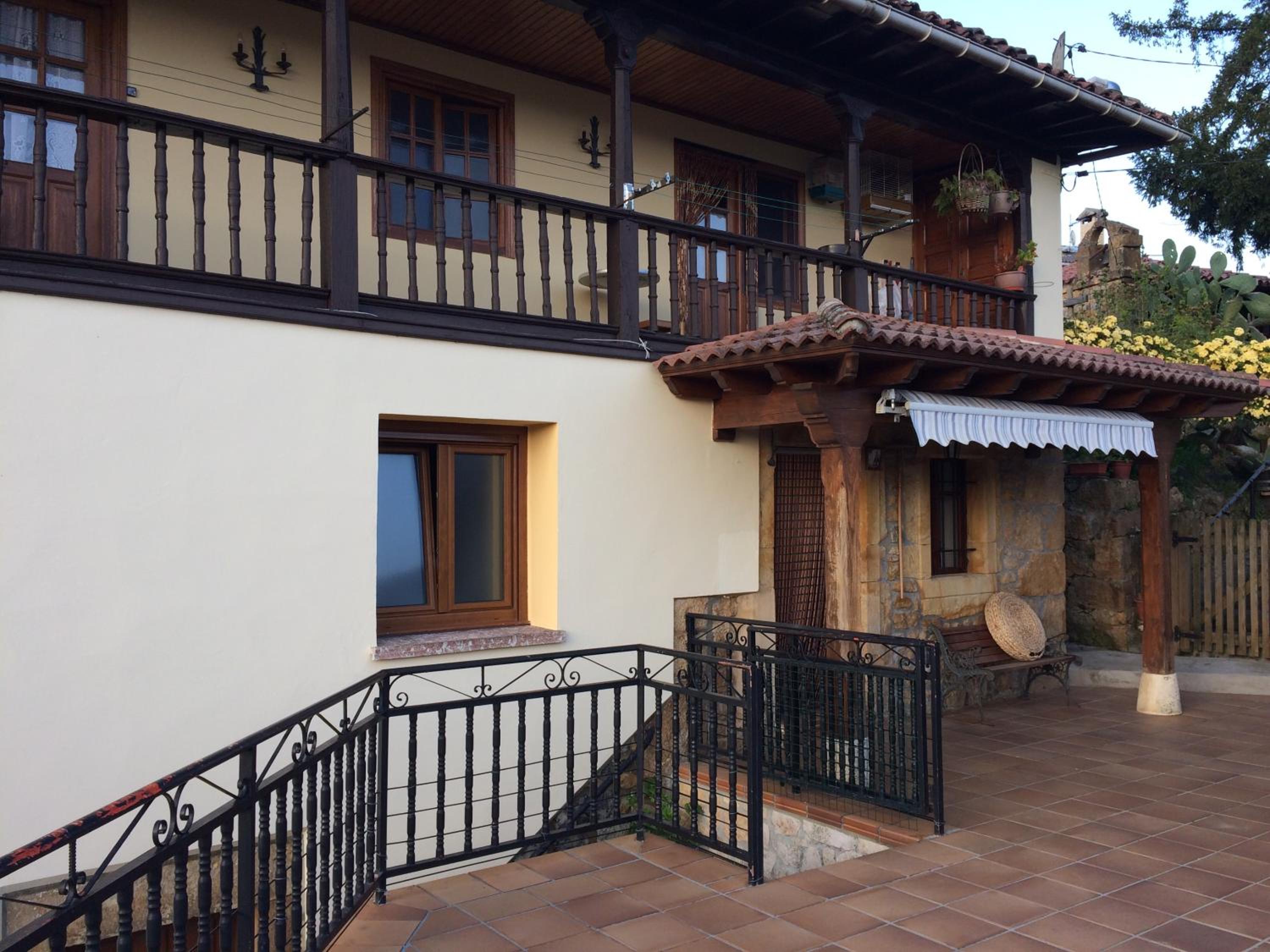 Los Pinos de Cardes view 3